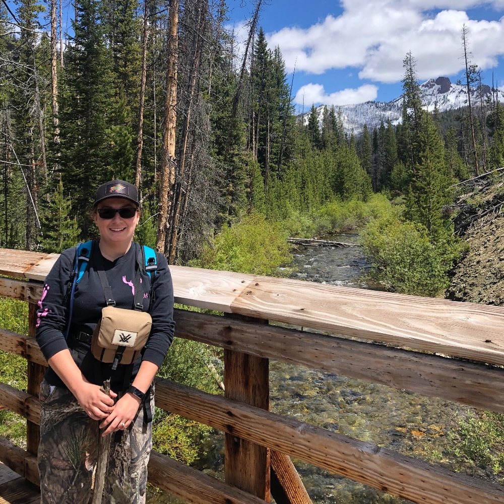 Meet your Posher, Whitney